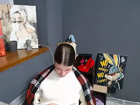 felicity gold online show from December 3, 8:28 am