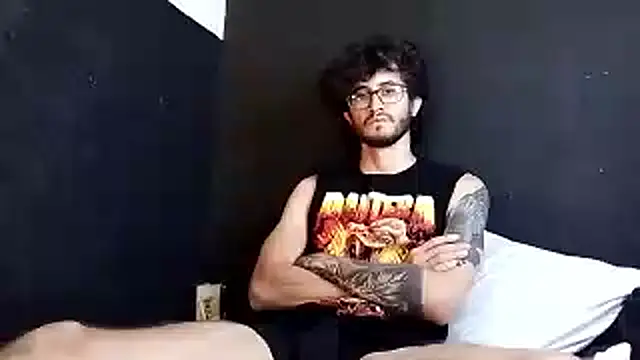 Loggan donnelly online show from October 28, 8:14 pm