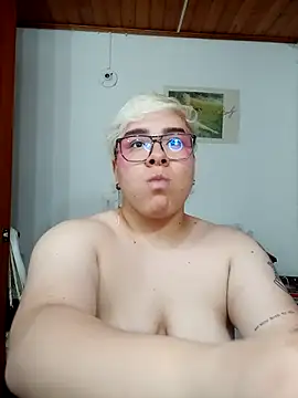 amalia love online show from September 18, 4:44 am