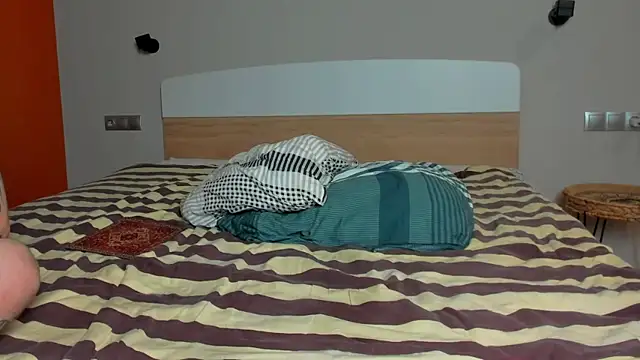 ravenousbiter online show from November 1, 3:05 pm