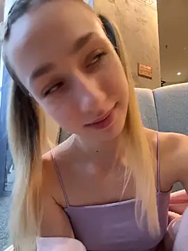 Lia  Love online show from November 5, 12:32 pm