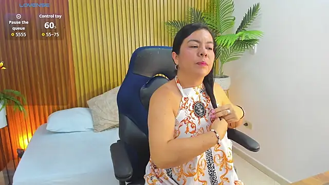 Snapshot of nahia_13 chatting on October 1, 12:54 pm nahia 13 online show from October 1, 12:54 pm