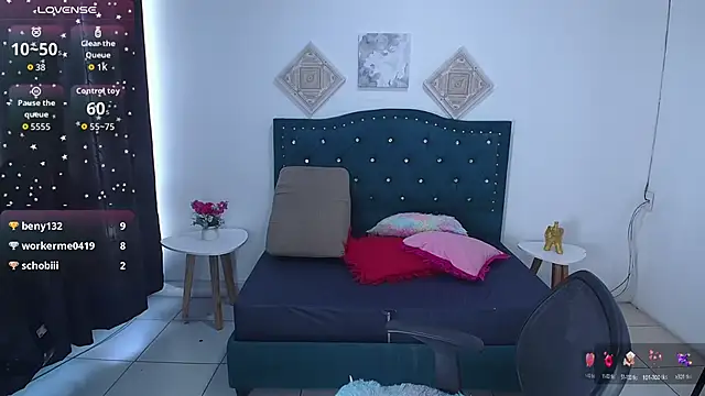 Emily F W online show from September 9, 8:30 pm