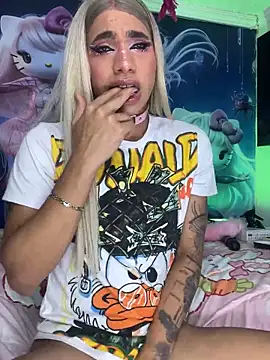 Thalia girl21 online show from October 16, 7:05 pm