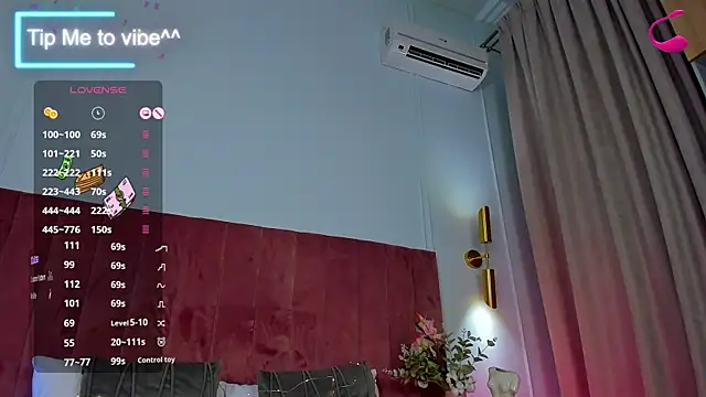 Mayzzie online show from October 1, 7:30 pm