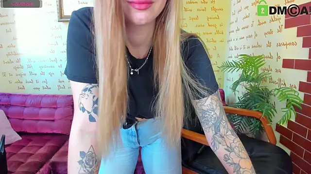 Snapshot of alexa_glory chatting on September 23, 2:26 pm alexa glory online show from September 23, 2:26 pm