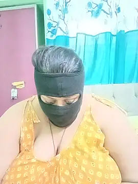 monaa online show from July 28, 12:01 pm