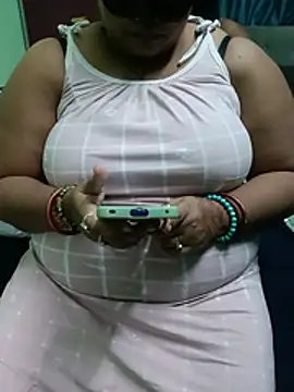 monaa online show from May 30, 4:26 pm