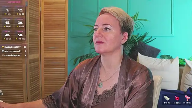 Snapshot of Nika_Smit chatting on September 14, 10:02 am Nika Smit online show from September 14, 10:02 am