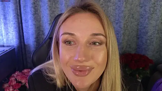 Megan Kira online show from March 9, 4:32 pm