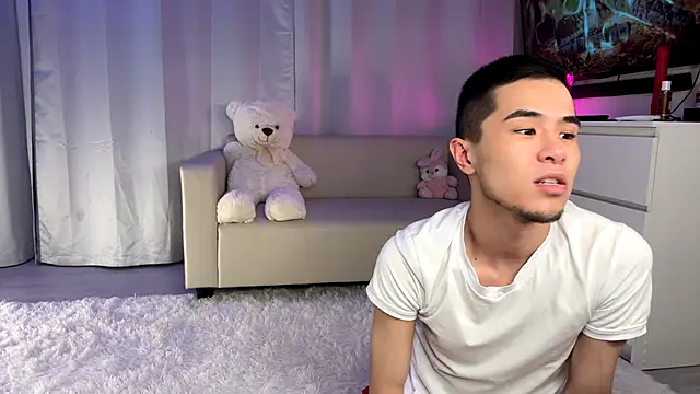 Snapshot of Dylan_mercy chatting on October 8, 1:15 pm Dylan mercy online show from October 8, 1:15 pm
