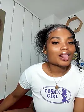 gianna smith online show from March 27, 2:57 am