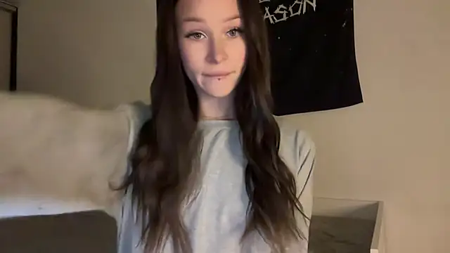 Snapshot of ur_molly chatting on October 12, 4:20 pm ur molly online show from October 12, 4:20 pm