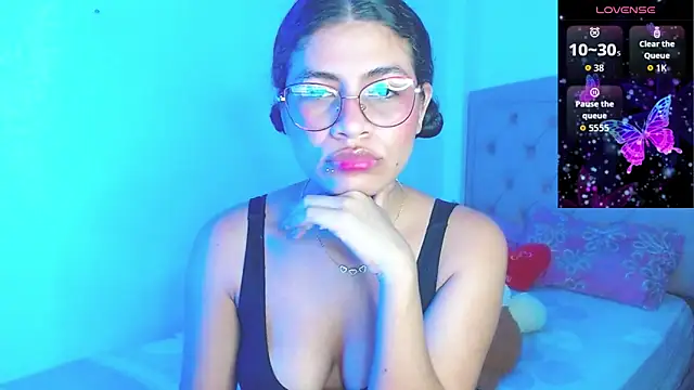 Snapshot of Cynthia_hazel chatting on September 30, 1:17 pm Cynthia hazel online show from September 30, 1:17 pm