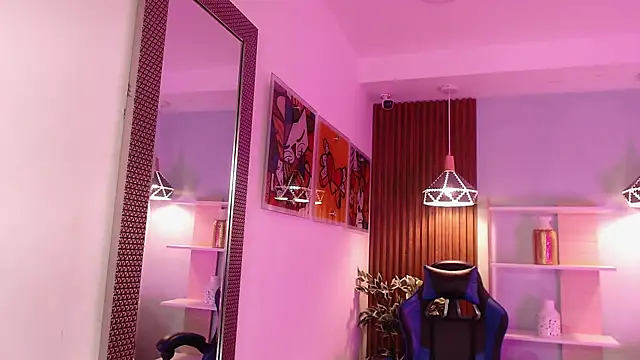 Snapshot of Dalila_Sky chatting on September 17, 6:06 pm Dalila Sky online show from September 17, 6:06 pm