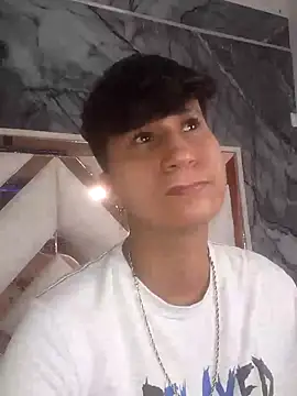 Snapshot of Im_Milan_Rs chatting on September 14, 2:20 am Im Milan Rs online show from September 14, 2:20 am