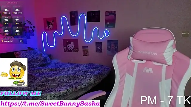 Snapshot of Bunny__of_love chatting on October 10, 8:47 pm Bunny of love online show from October 10, 8:47 pm
