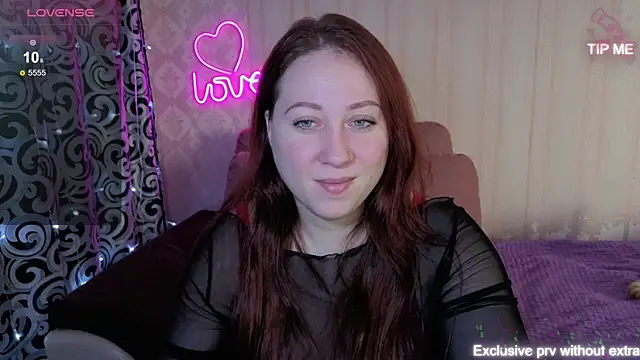 KellyCrystall online show from January 8, 8:07 am