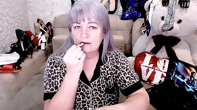 SiberiabBerry online show from February 5, 7:11 am