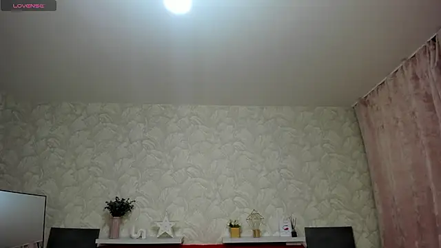 KattyPeachX online show from March 3, 7:25 am