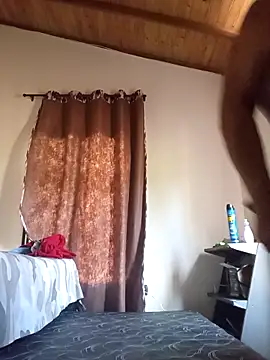 florecita69 online show from April 12, 8:44 pm