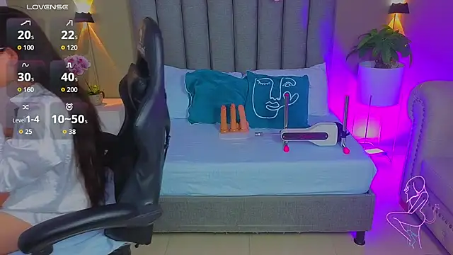 angelica dymond online show from April 14, 7:25 pm