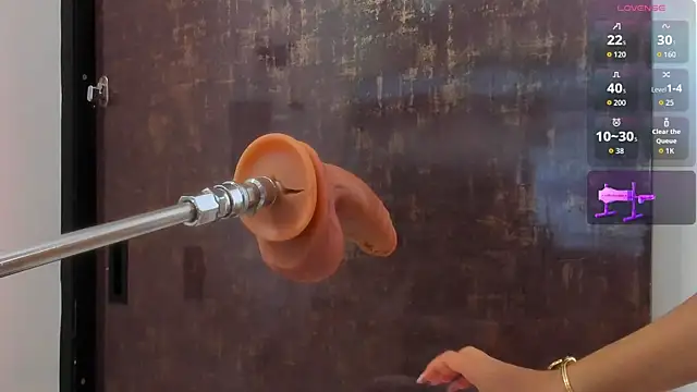 dazhia lee online show from October 23, 8:15 pm