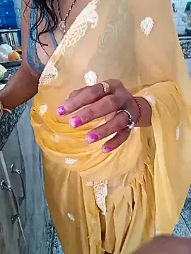 Snapshot of Saroj-Shah chatting on October 9, 6:06 am Saroj-Shah online show from October 9, 6:06 am