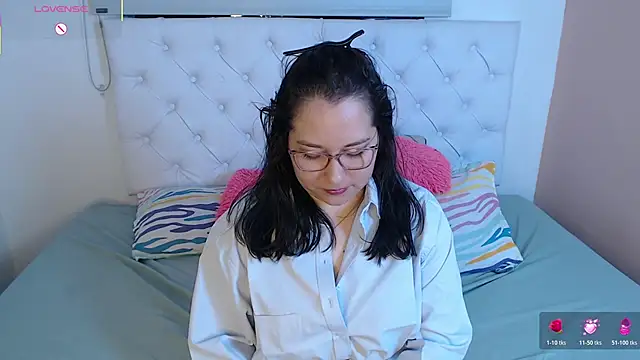 May Carlier online show from November 25, 3:52 am