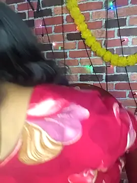 PeaCoooock online show from February 14, 4:42 pm