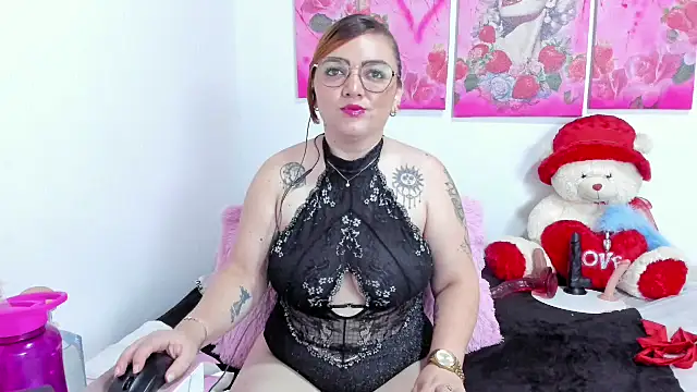 fresahot2024 online show from October 2, 3:44 am