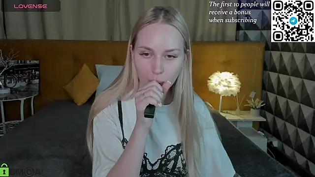 Snapshot of Carol__Cox chatting on September 12, 1:17 am Carol Cox online show from September 12, 1:17 am