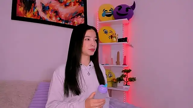 Snapshot of Manuelaa_mejiia chatting on October 10, 7:30 pm Manuelaa mejiia online show from October 10, 7:30 pm