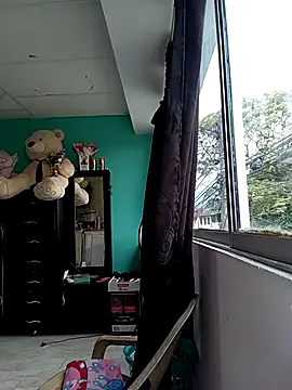 Karii-R online show from April 3, 6:39 pm