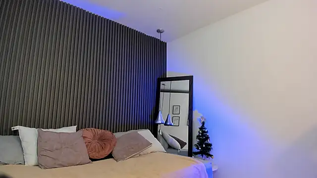 sammybrunette1 online show from December 21, 9:41 pm