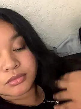 arielopal online show from December 14, 6:41 am