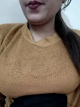 Shanaya Hotty online show from December 2, 7:05 pm