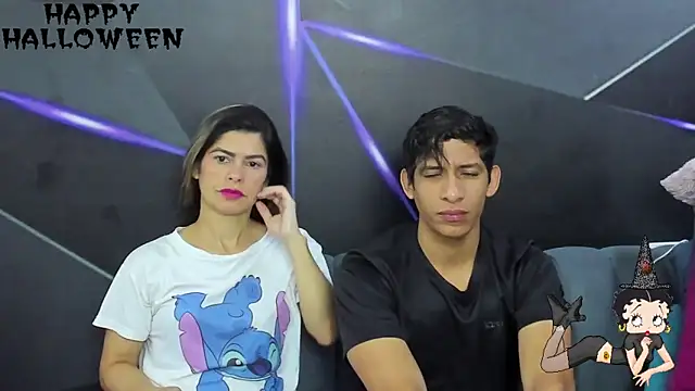 playsgirlhot online show from November 1, 11:25 am