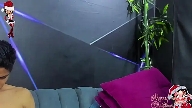 playsgirlhot online show from November 5, 11:21 pm