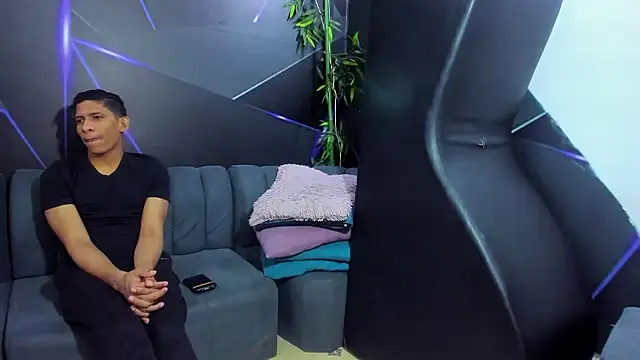 playsgirlhot online show from January 11, 11:21 pm