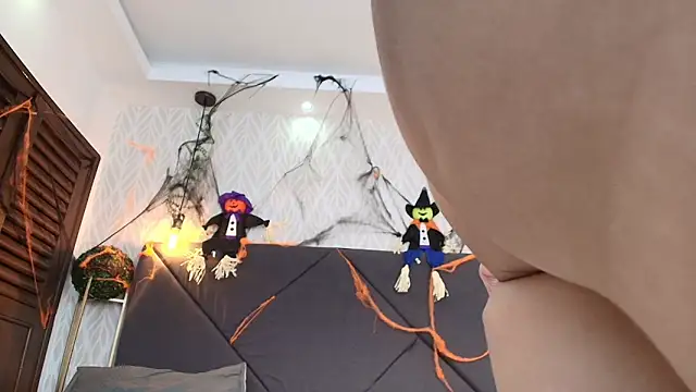 sandy rivas online show from October 20, 12:30 pm