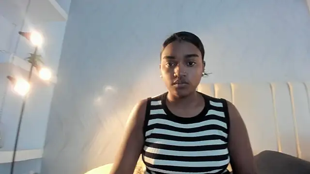 kayna gomez online show from June 3, 6:57 pm