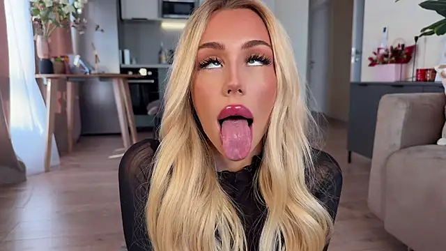 creambaby1 online show from April 11, 6:52 am