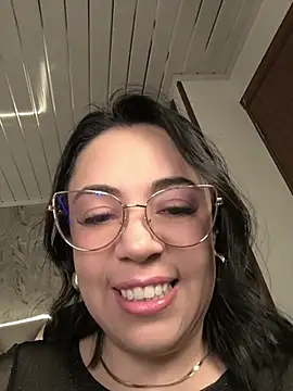 Bella fournier online show from April 7, 12:23 am