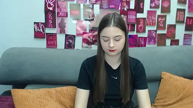 MilanaRoza online show from March 27, 8:26 am