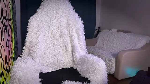 Snapshot of VanessaWayne chatting on October 2, 8:36 pm VanessaWayne online show from October 2, 8:36 pm