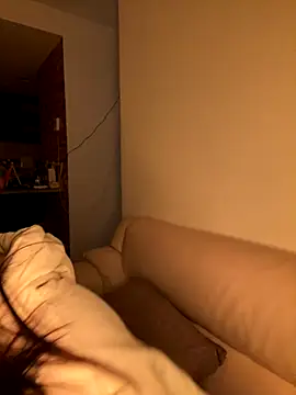 Snapshot of Im_Valen_Cute chatting on September 23, 2:32 am Im Valen Cute online show from September 23, 2:32 am