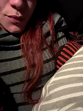 complicata mente online show from November 27, 6:00 pm