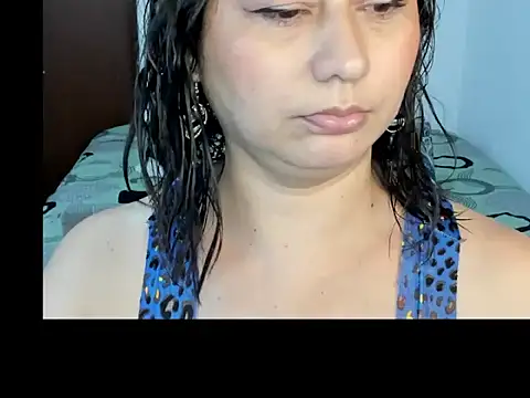 alinabozz1 online show from July 7, 4:15 am