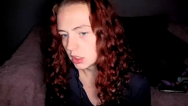 Snapshot of ENGLISHEMILY_69 chatting on October 19, 7:49 pm ENGLISHEMILY 69 online show from October 19, 7:49 pm